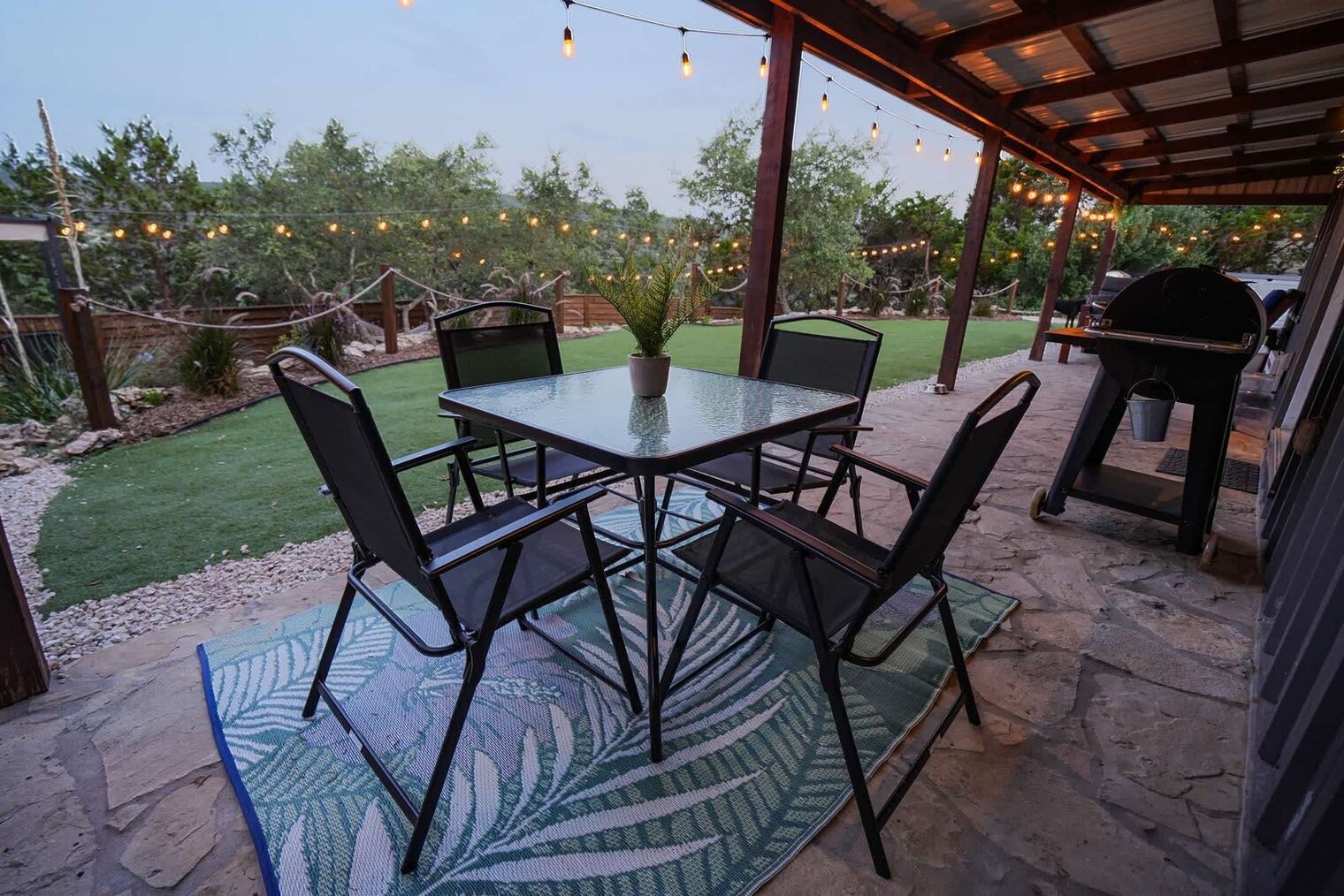 Building Photo - 371 Cloud Top