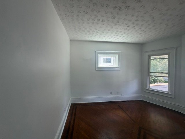 Building Photo - 2049 W 81st St