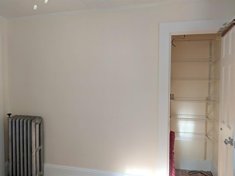 Building Photo - 13 Garden Ter