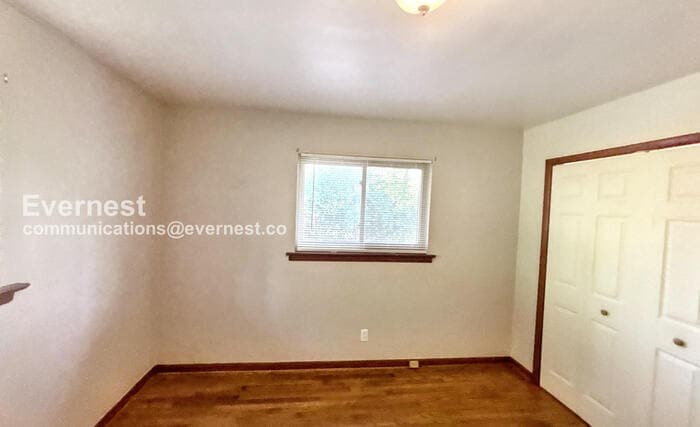 Building Photo - 2801 Berkley Dr