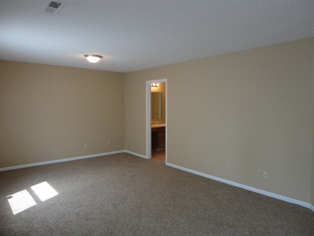 Building Photo - 13314 Loyalty Dr