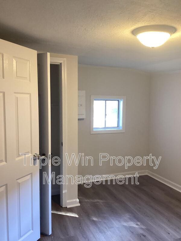 Building Photo - 535 S Adams St