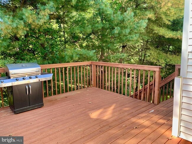 Building Photo - Welcome to Jenney’s Run!