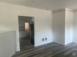 Building Photo - 325 1st Ave