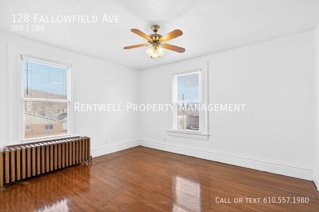 Building Photo - 128 Fallowfield Ave