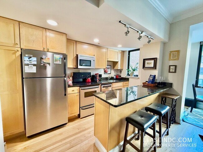 Building Photo - 1701 16th St NW