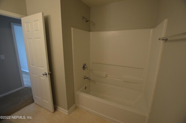 Building Photo - 4530 Oak Moss Loop
