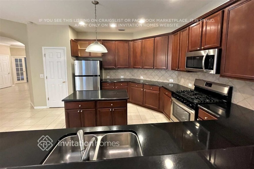 Building Photo - 16161 Colchester Palms Dr