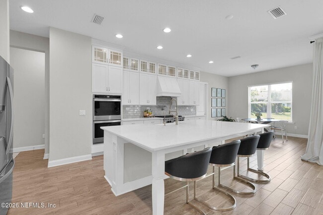 Building Photo - 247 Huguenot Ln