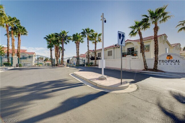 Building Photo - 6201 E Lake Mead Blvd