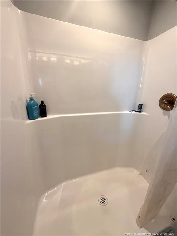 Building Photo - 171 Apache Trail