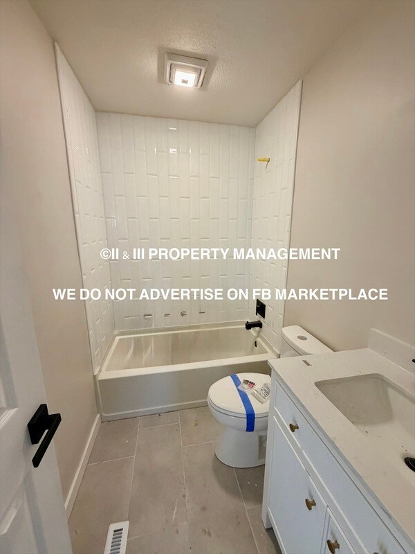 Building Photo - 9209 Hayes Dr