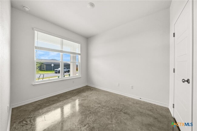 Building Photo - 8901 Prickly Ash Dr