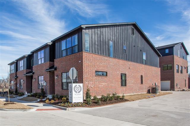 Building Photo - 2807 Stanley Ave
