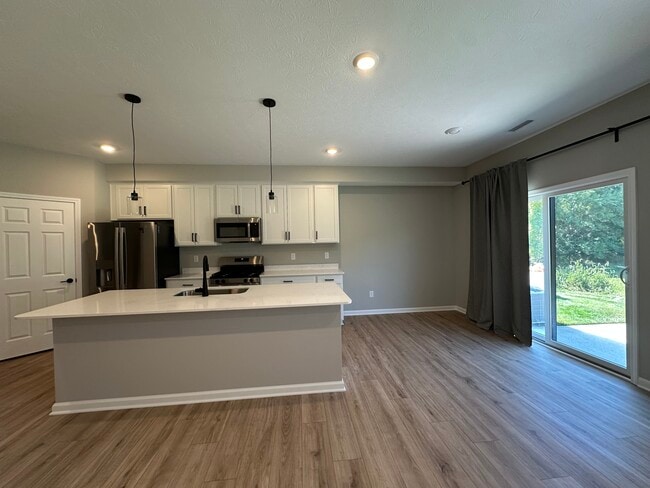 Building Photo - 17458 Ebling Trl