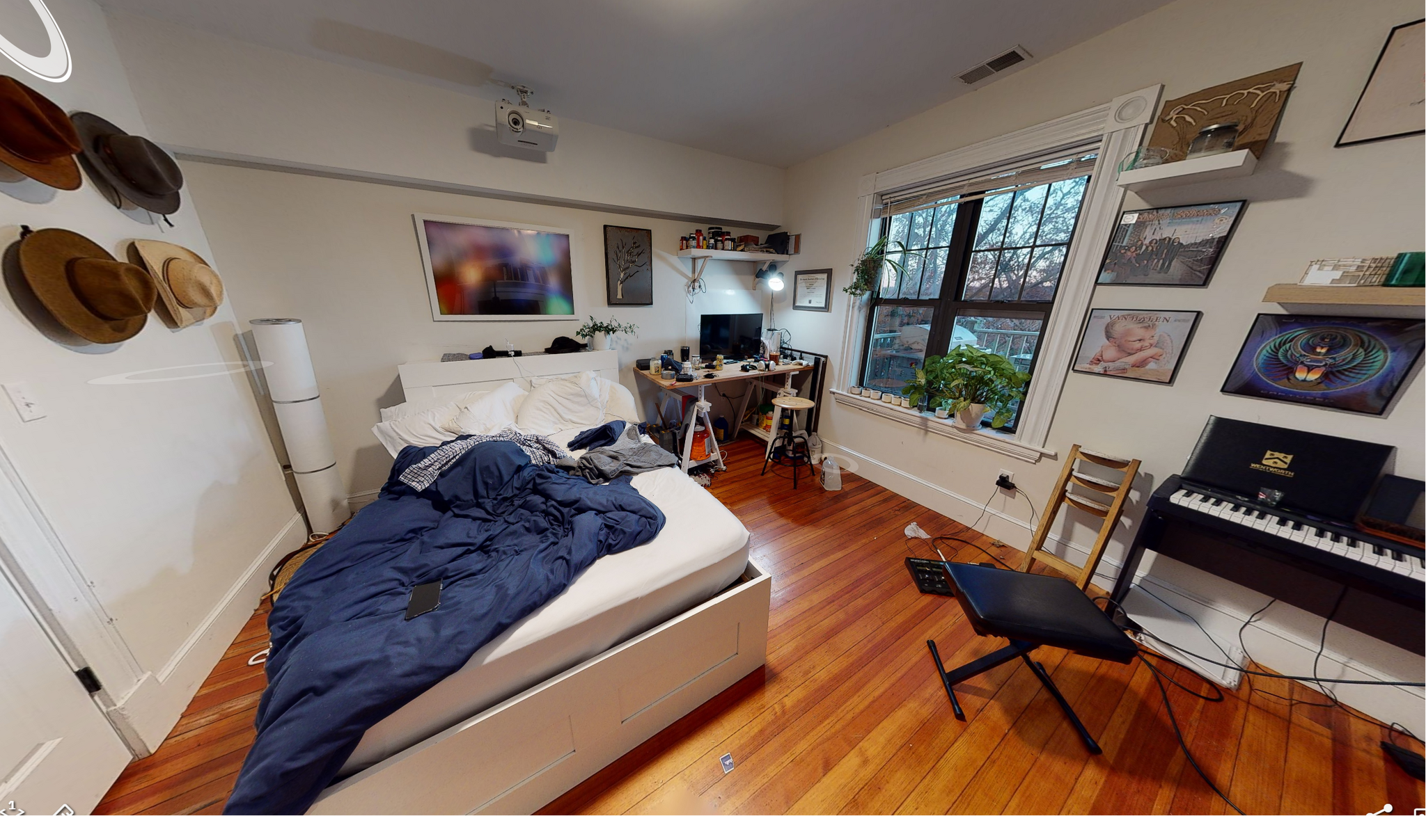 Building Photo - 65 Beech Glen St