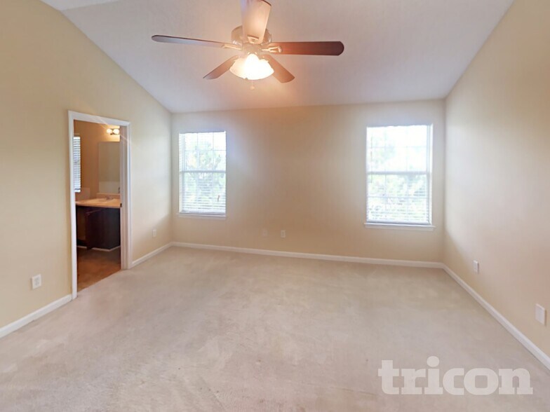 Building Photo - 5853 Sepulveda Ln