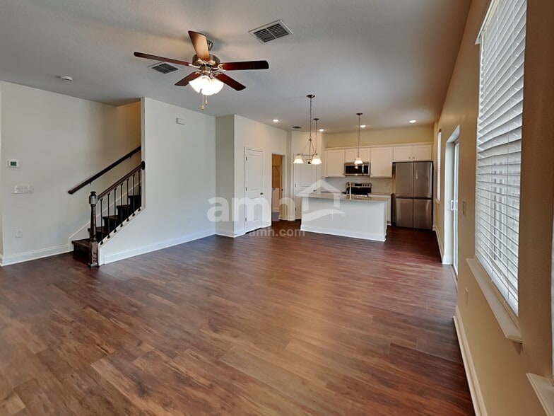 Building Photo - 6106 Little Blf Cir