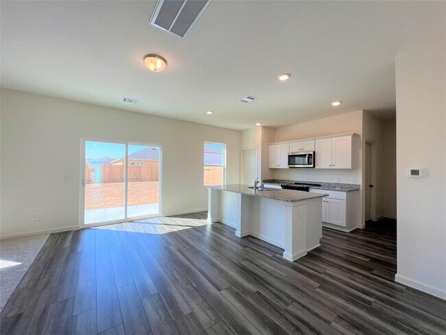 Building Photo - 1036 Lacebark Pne Ln