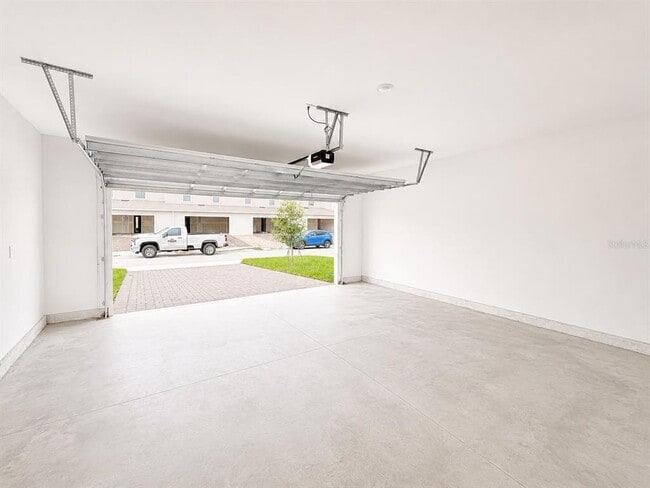 Building Photo - 5115 Loyalty Dr