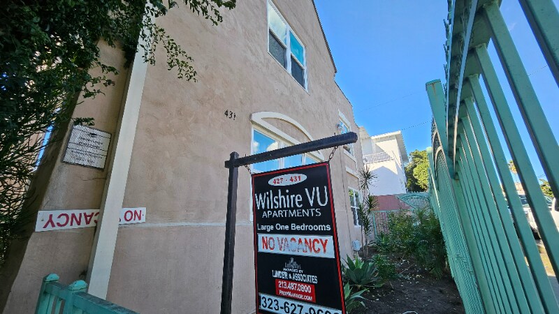 Building Photo - 427-431 Normandie Ave