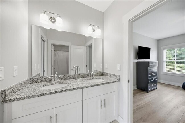 Building Photo - 262 Dawson Dr