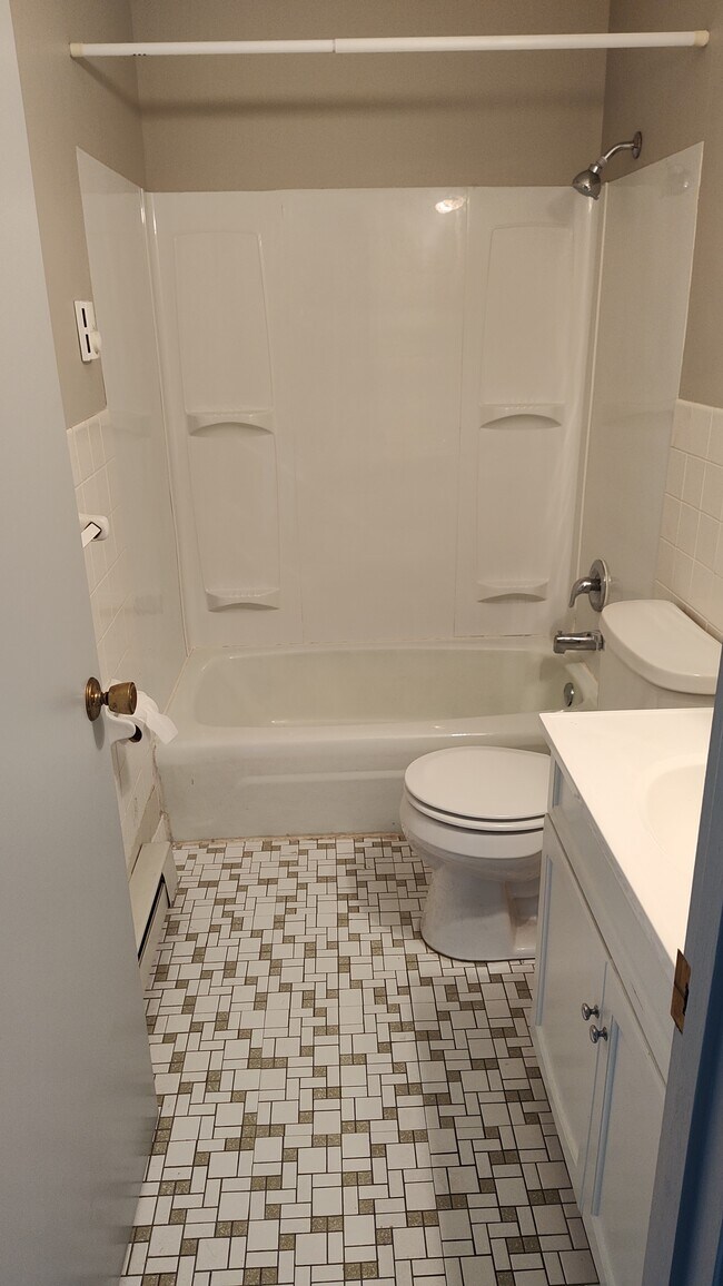 312 Wisconsin Ave 312 Wisconsin Ave Centuria WI 54824 Apartment Finder