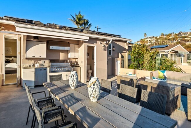 Building Photo - Stunning, Luxury La Jolla Shores Location with Panoramic Ocean Views!!