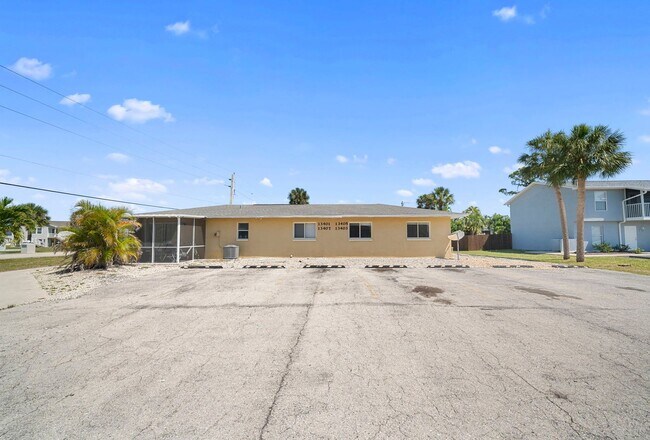 Building Photo - 13401-13407 Pine Needle Ln