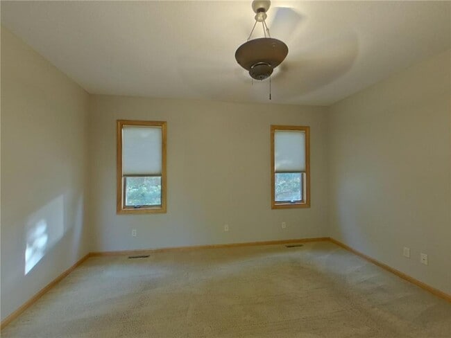 Building Photo - 1202 Adrian Dr