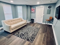 Building Photo - 322 S Potomac St