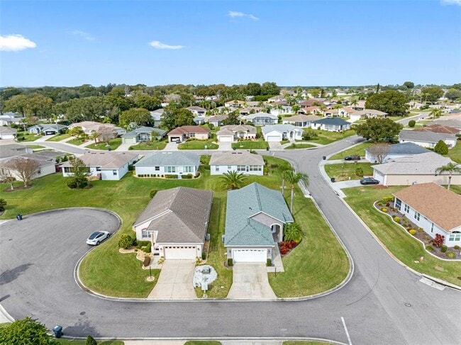 Building Photo - 3063 Westmoreland Dr