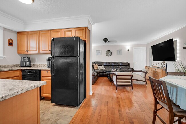 Building Photo - 97 Wharfside Dr