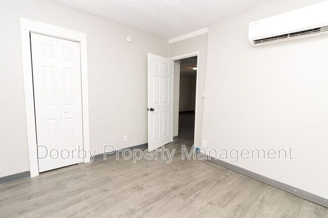 Building Photo - 1612 Citico Ave