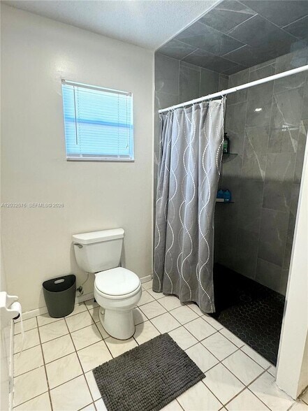 Building Photo - 1063 Wexford Way