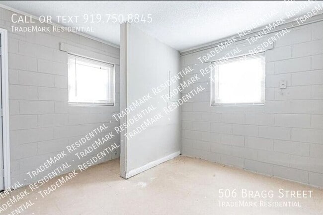 Building Photo - 506 Bragg St
