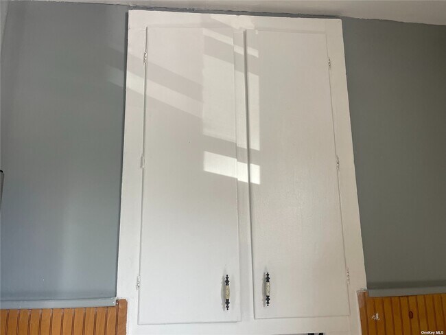 Building Photo - 200 Claridge Ave