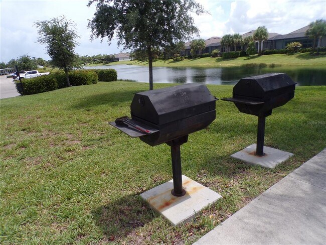 Building Photo - 14051 Heritage Landing Blvd