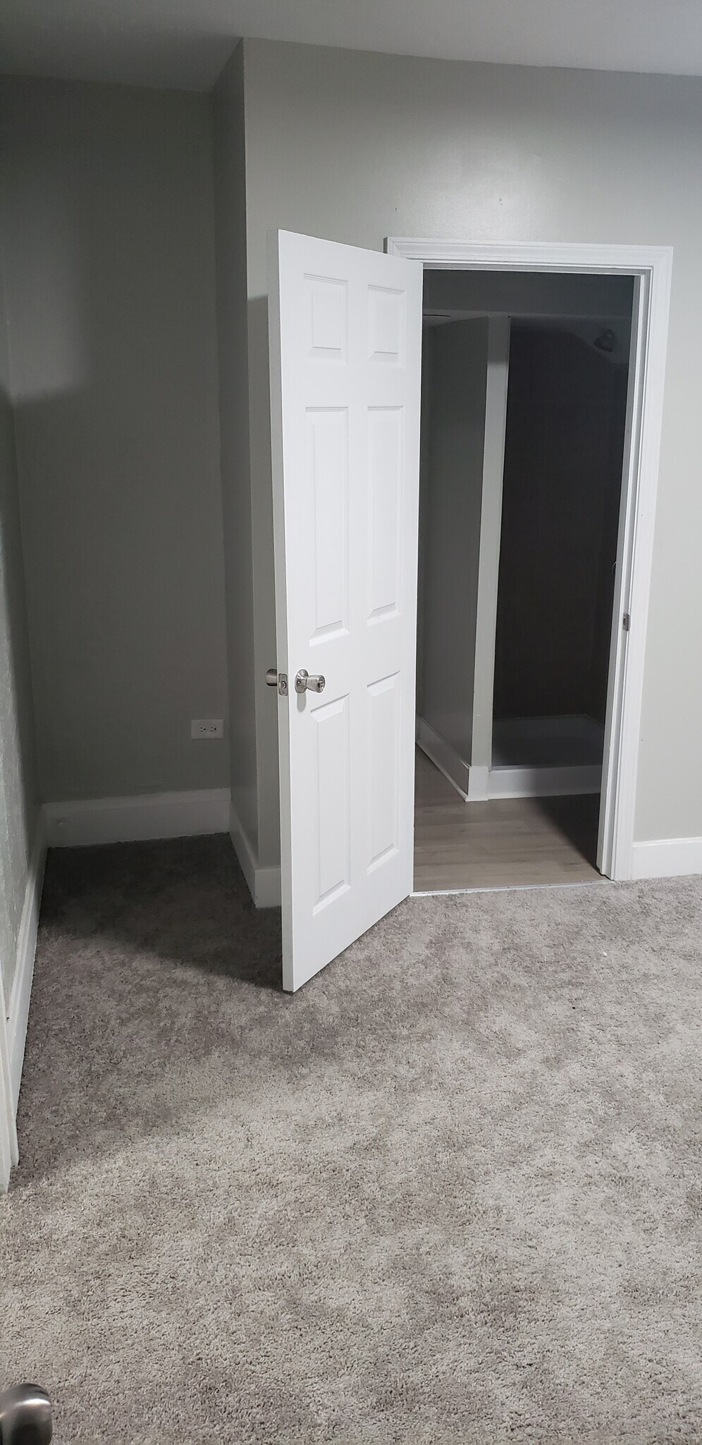 Building Photo - 535 Shelbourne Ave