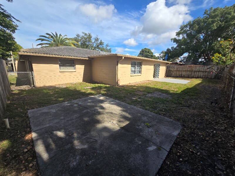 Building Photo - 6900 Amarillo St