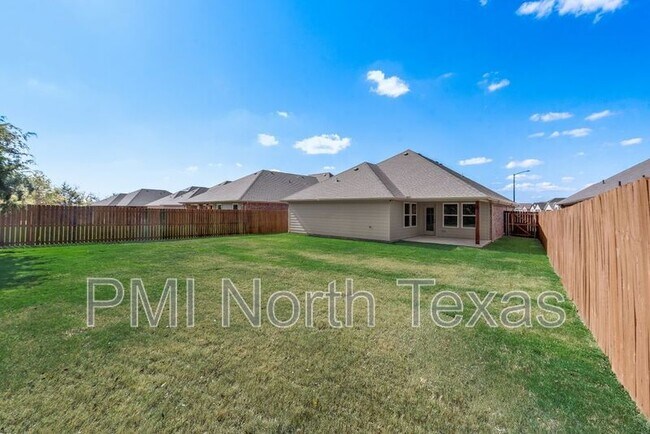 Building Photo - 8201 Scott Ln