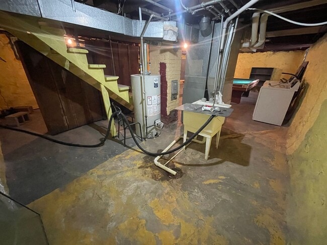 Building Photo - Click the “Apply Now” button or email wapmrentals@gmail.com for a prompt response.