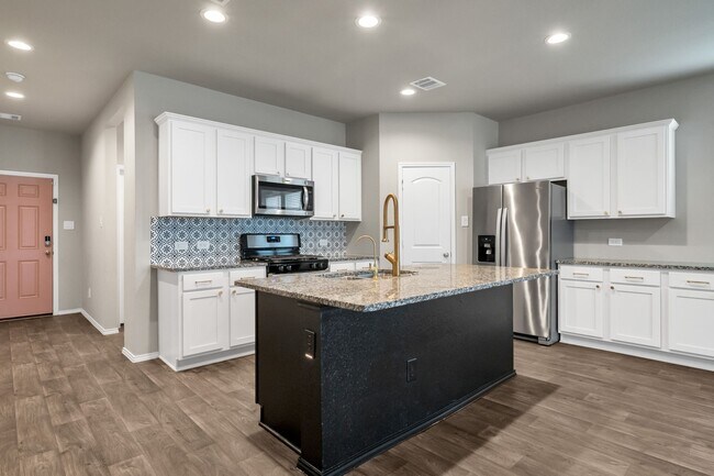 Building Photo - 22614 Petrizzi Ln