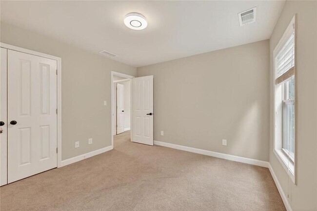 Building Photo - 10787 Bossier Dr