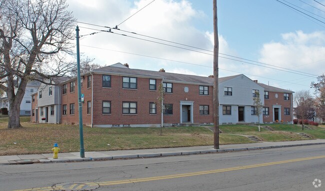 Primary Photo - 1202-1210 Huffman Ave