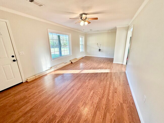 Building Photo - 2709 Countrywood Rd