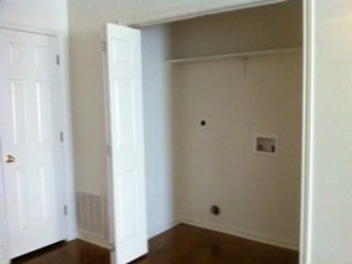Building Photo - 1802 Yuron Ter