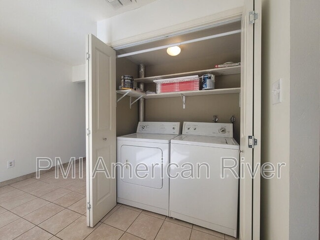 Building Photo - 8800 Sawtelle Way