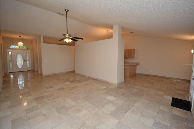 Building Photo - 101 Boulder Rock Dr