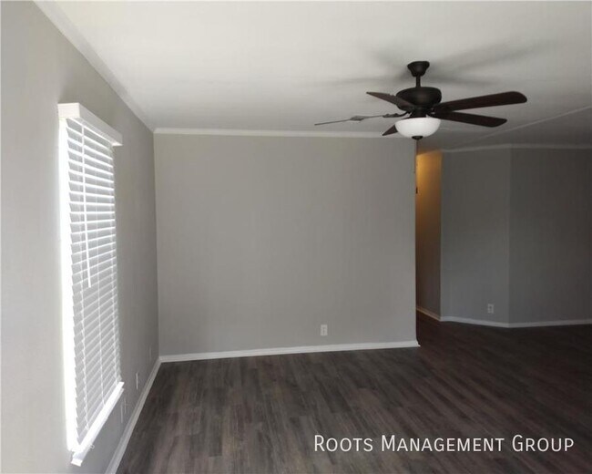 Building Photo - Home Available to Lease - Apply Today!